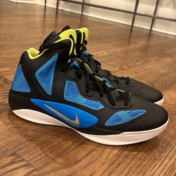 💕x2HP💕Nike Air zoom hyperfuse basketball shoe black blue and neon green - Picture 2 of 16